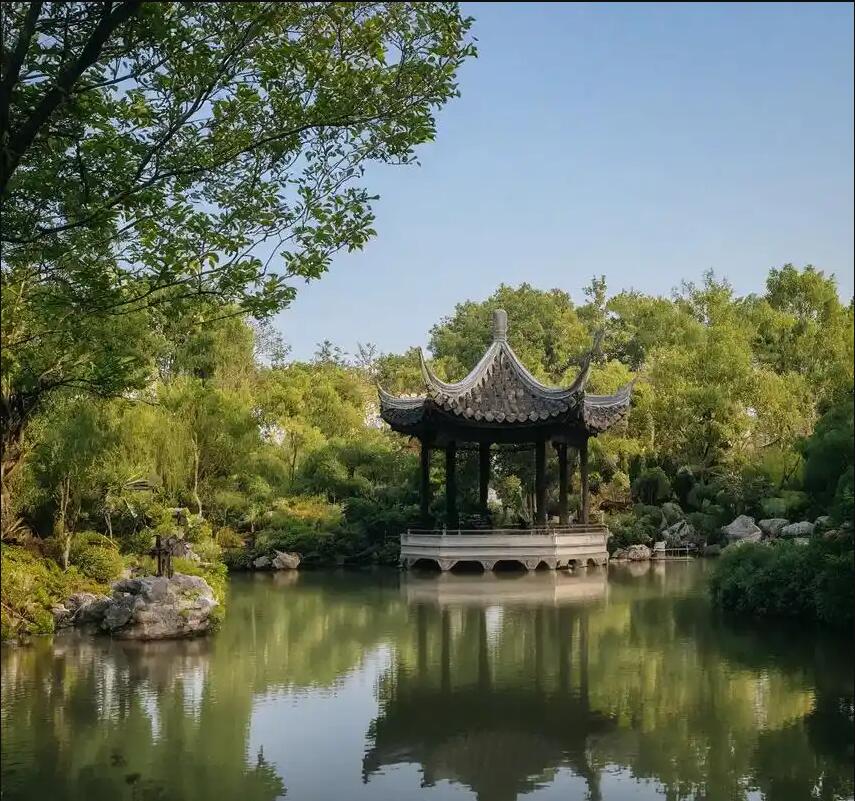 富锦从容餐饮有限公司